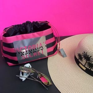 Victoria’s Secret beach travel bag